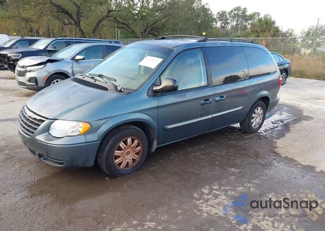 2007 Chrysler Town & Country Touring from USA, damaged, VIN 2A4GP54L57R296722